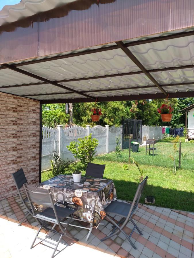 Апарт-Отель "У Речки" Kuchkisabano Exterior foto